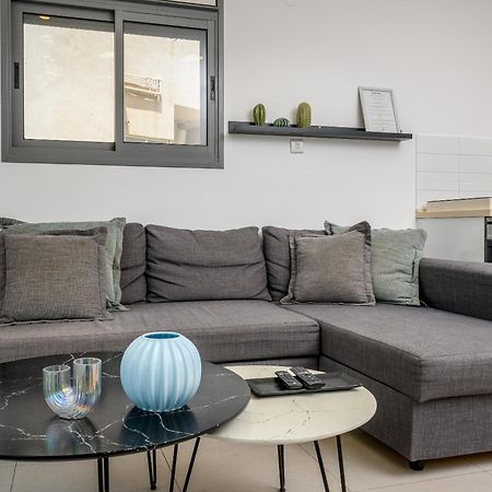 Very Nice 1 Bdr Apartment 2 Min From The Beach ! Tel Aviv Eksteriør bilde