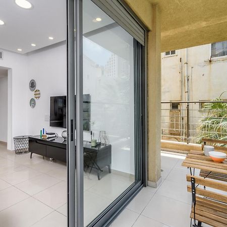 Very Nice 1 Bdr Apartment 2 Min From The Beach ! Tel Aviv Eksteriør bilde